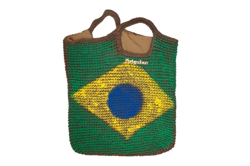 Flavia Padovan - Brazil shopper