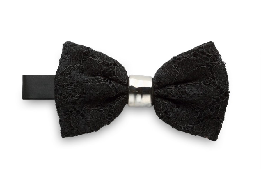 bowties-in-lace